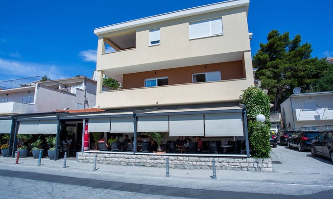 Stobrec Apartment | Waterfront room Toni