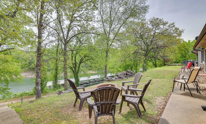 Shell Knob Apartment | Waterfront Shell Knob Haven: Fire Pit, Lake Access