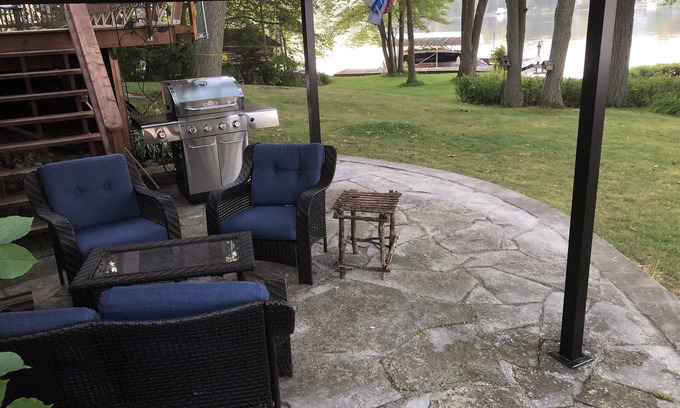 Gores Landing Apartment | Waterfront Suite with Year Round Outdoor Sauna