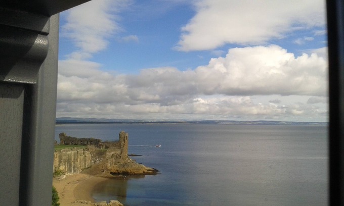St. Andrews House | Waterfront townhouse in heart of St Andrews directly overlooking Castle on rocks