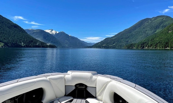 Port Alberni House | WATERFRONT townhouse at The Maples on beautiful Sproat Lake