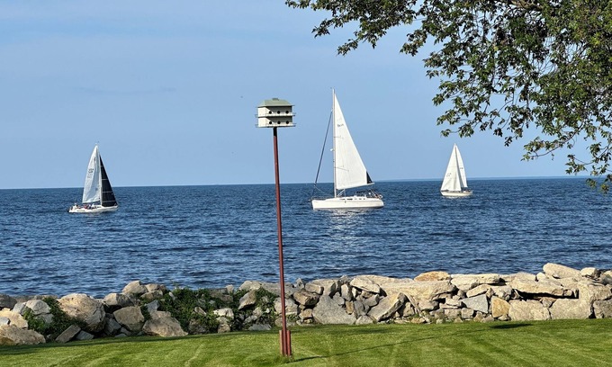 Menominee House | Waterfront View Lake Michigan - Available Dates for late Summer & Fall Y'all