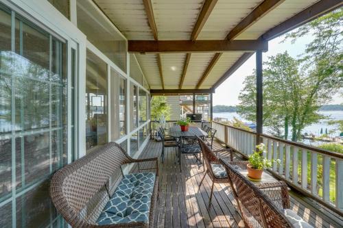 Kauneonga Lake House | Waterfront White Lake Vacation Rental!