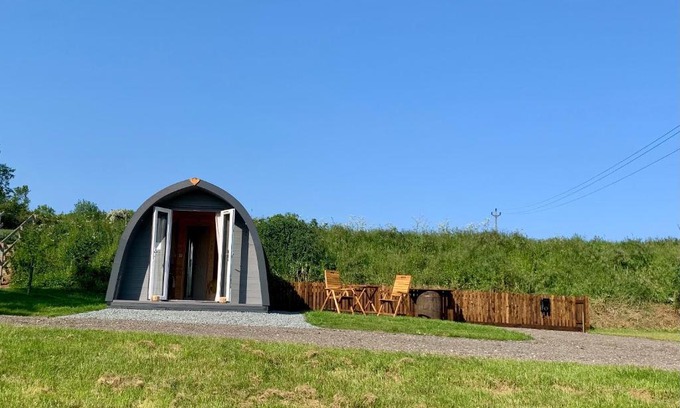 Woodbridge Apartment | Waterpump Pod for 2 adults with ensuite in the Suffolk Countryside
