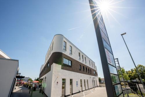 Karben Hotel | We rooms Shortstay