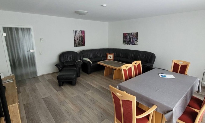 Kommern Apartment | WEEKLY PRICE 5-bed vacation apartment, 2 bedrooms - Holiday apartment Owl