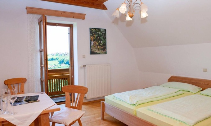 Sankt Anna am Aigen Apartment | Weingartenappartement mit Balkon 2 Doppelzimmer - Weingut & Gästehaus Pfeifer St. Anna am Aigen