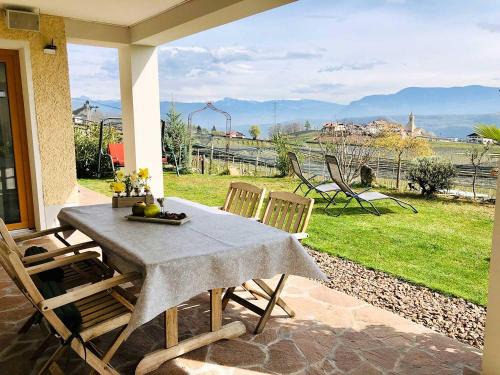 Castelvecchio Alto Apartment | Weitblick Apartment mit Garten