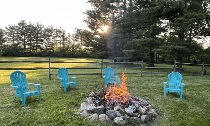 Indianapolis House | Welcome Race Fans! - Oversize Parking - Firepit - Mural - West Indy - Brownsburg