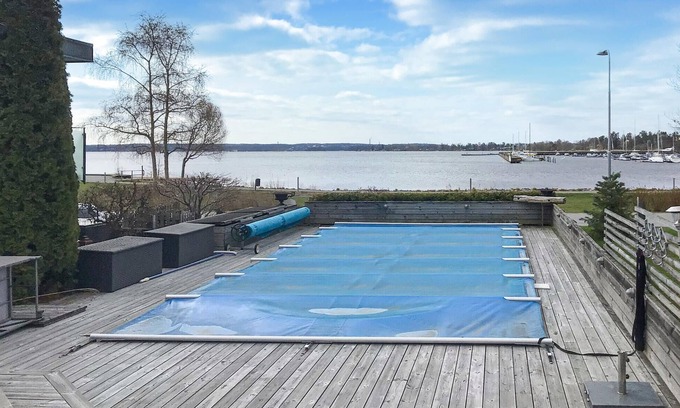 Viggbyholm House | Welcome to a dream vacation in this pool house in the middle of the Swedish archipelago.