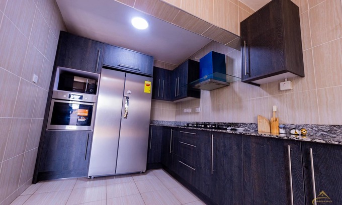 Accra House | Welcome to Amazing Grace - 5 Bedroom Villa. A Home away from Home! Akwaaba!