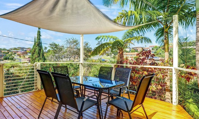 Nambucca Heads House | Welcome to Avalon 2, your ideal pet-friendly holiday home.