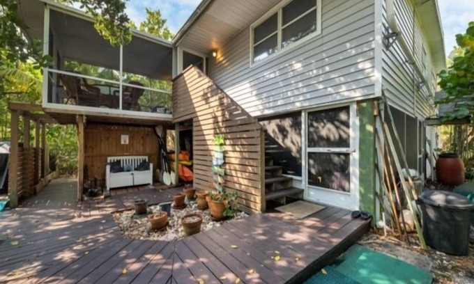 Placida House | Welcome to DOCKTAILS - direct Bayfront - tropical private island - PRIVATE DOCK