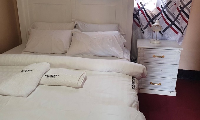 Entebbe Bed & Breakfast | Welcome to Faultfree Safari Motel