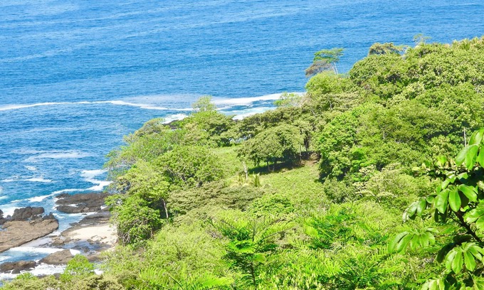 Samara House | Welcome to Imagina where you will find yourself nestled between jungle and ocean