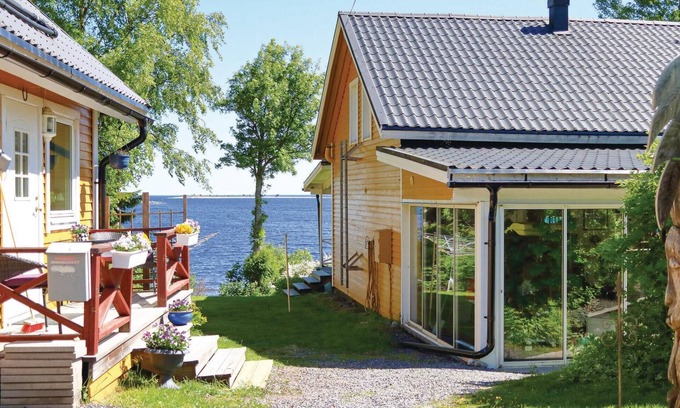 Holmsund Apartment | Welcome to Karlsborg outside Umeå.