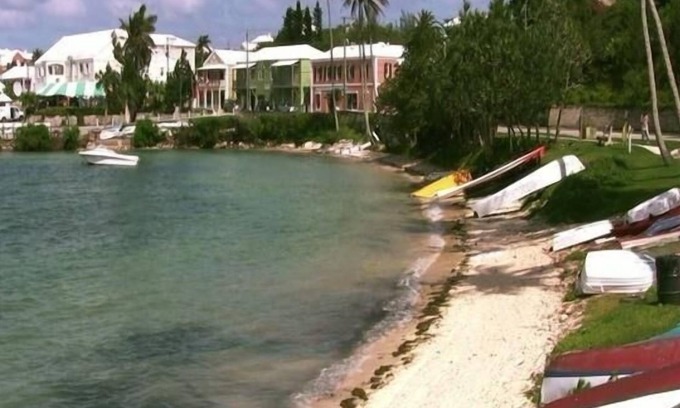 Somerset Village Apartment | Welcome To Paradise 'AAA' - OCEANFRONT Private Romantic Getaway!