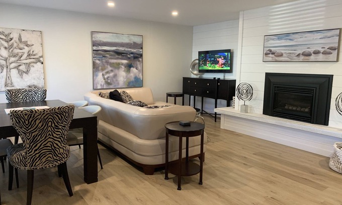 Cultus Lake House | ☀️☀️Welcome to “The Lily Pad”☀️☀️