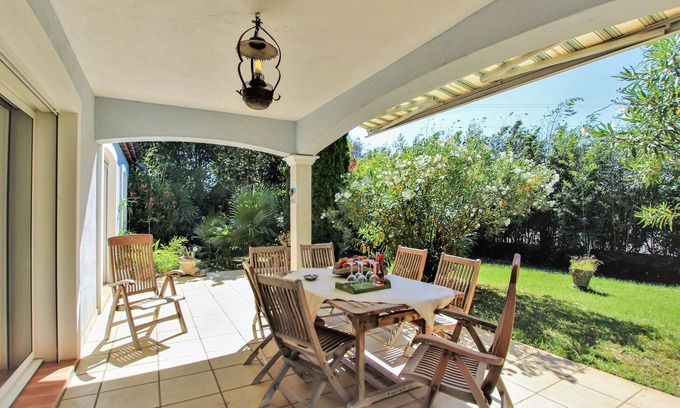 Montelimar House | Welcome to this charming and rustic cottage.