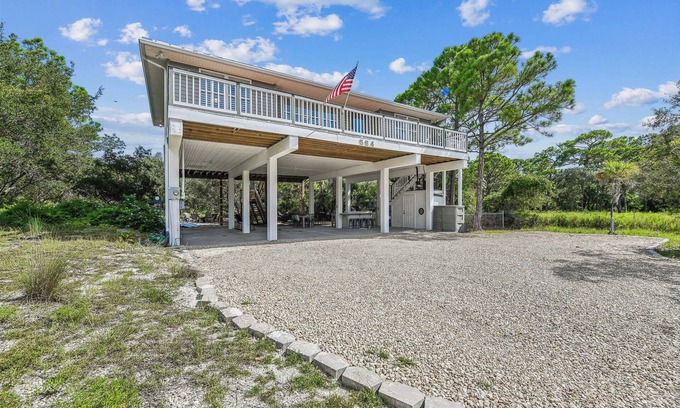 St. George Island House | Welcome to Wine Down!