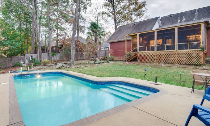 Tougaloo House | Welcoming Brandon Home w/Pool & Screened-In Deck