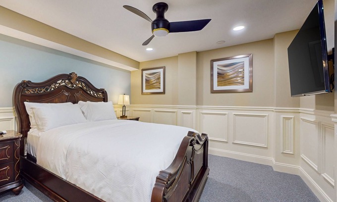 Holyoke Apartment | Welcoming studio near Holyoke Medical Center + free wifi