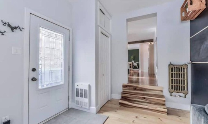 Laprairie House | Well located, quite and comfortable house