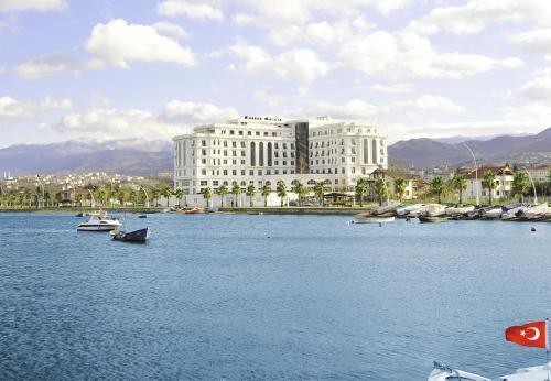 Basiskele Hotel | Wellborn Luxury Hotel