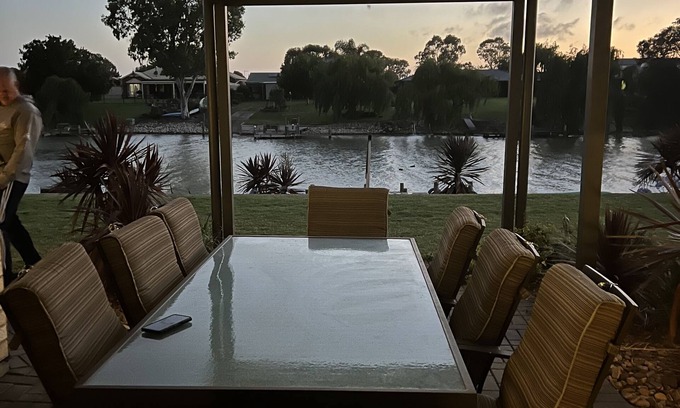 Seymour House | Wellington Marina Holiday House - Absolute Waterfront with Private Jetty