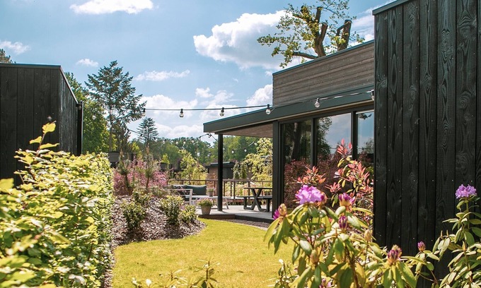 Municipality of Rhenen House | Wellness lodge with hot tub
