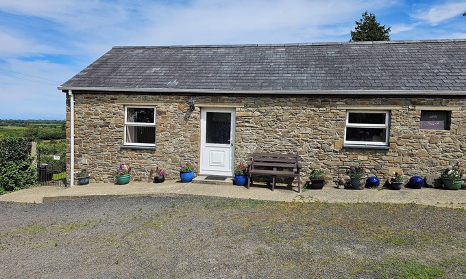 Plwmp Cottage | Welsh Coastal Cottage nr Llangrannog & New Quay with Donkeys & woodburner
