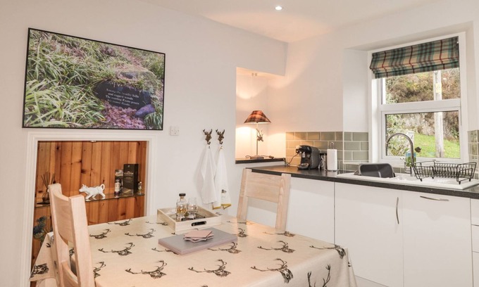 Foyers Cottage | Wendy's Place