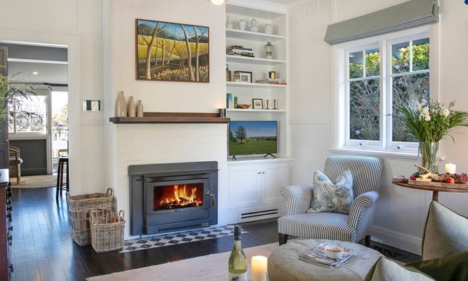 Burrawang Cottage | Werona Cottage – enchanting home