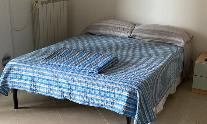 Albiano Magra Apartment | West blue shutters. IT045001C280NZNPCS
