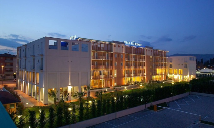Campi Bisenzio Hotel | West Florence Hotel