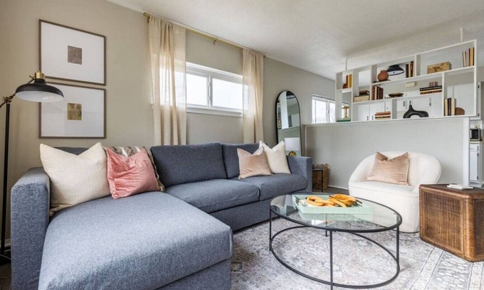 Westlake Apartment | Westlake Getaway Apartment