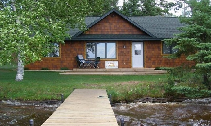 Phillips Cabin | Westview Retreat on Solberg Lake