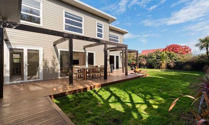 Frankton House | Whakata on McBride Su