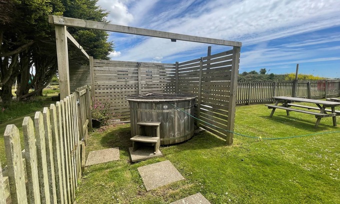 Helston House | Wheal Frances - a lodge that sleeps 8 guests in 4 bedrooms