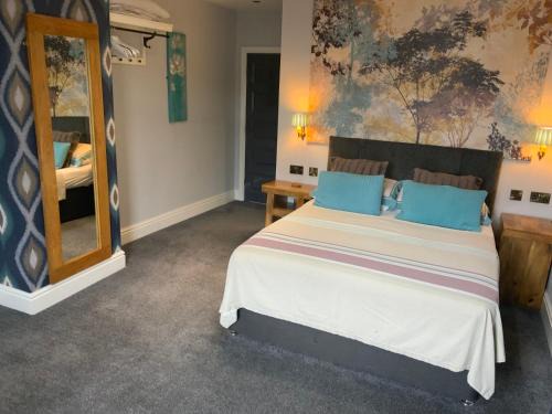 Castleford Hotel | Wheldale Hotel