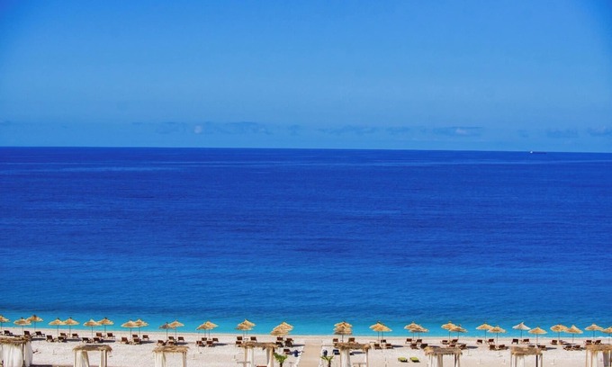 Jala House | Whisky Green Coast Hotel & Apartments