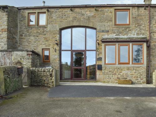 Sutton-in-Craven House | White Abbey