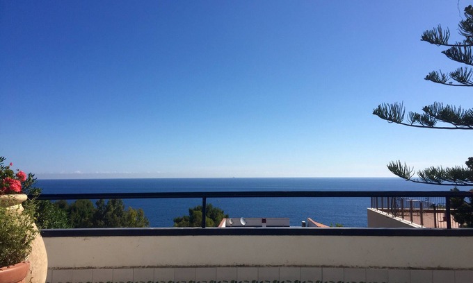 Palermo Villa | White and Sea, luxury villa for 6