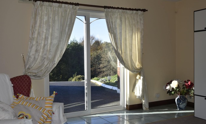 Castleblayney Hotel | White Hill Country House