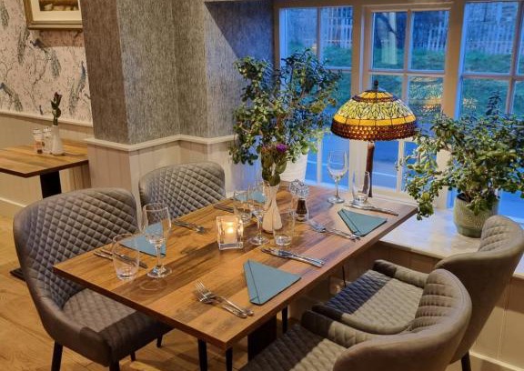 Stoke Albany Hotel | White Horse Inn & Restaurant
