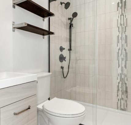 Upper West Region Hotel | White House
