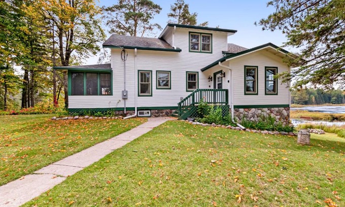 Presque Isle House | White House