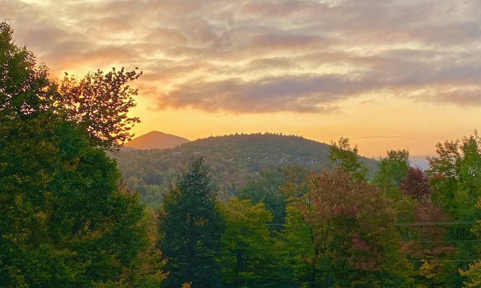 Jackson Condo | White Mountain escape at Nordic Village! Minutes to skiing and Storyland!