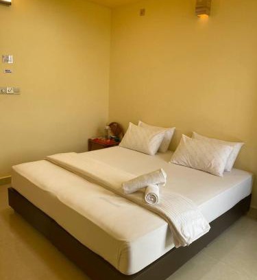 Maamigili Hotel | White Sand Inn