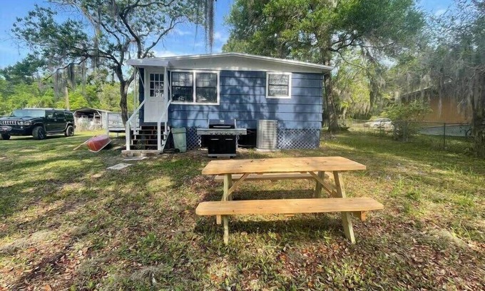 Keystone Heights House | White Sands Lake Cottage - Canoe, Hammock